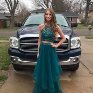 Meet your Posher, Kara